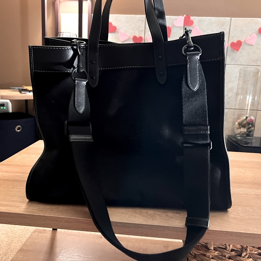 Coach black tote 40 canvass